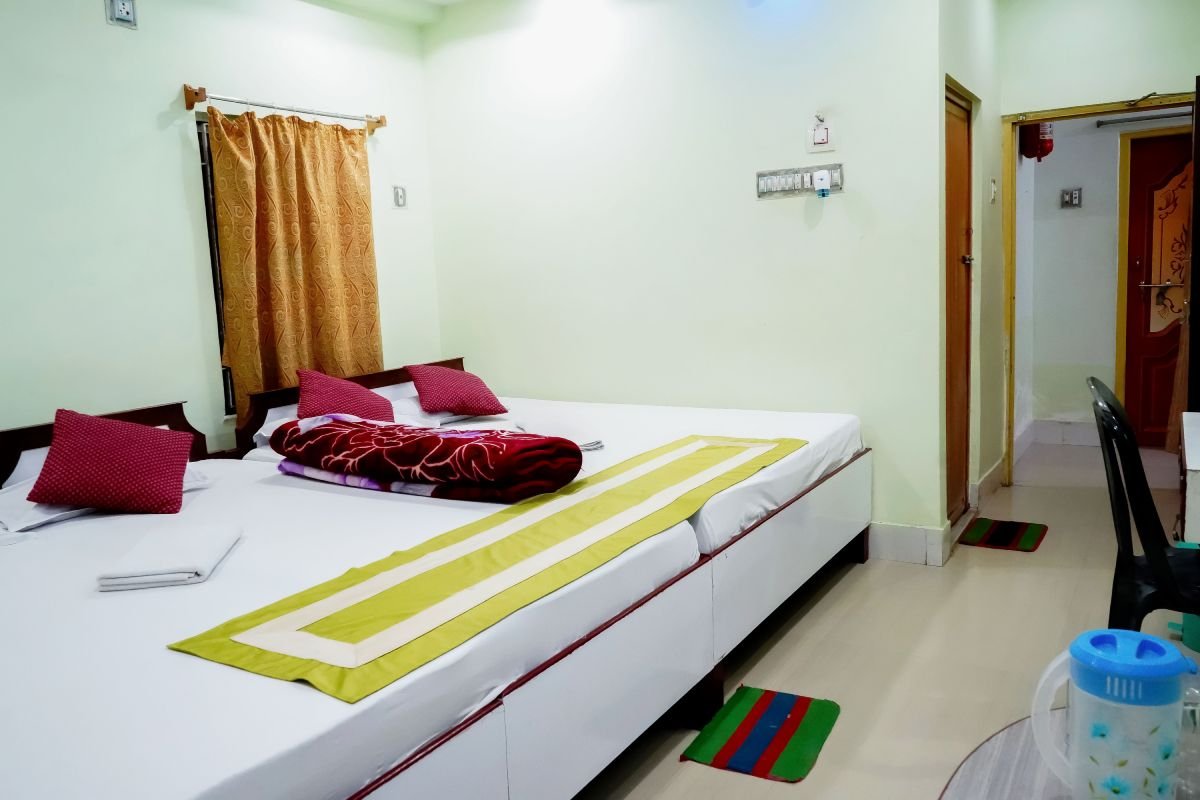 bakkhali beach hotels